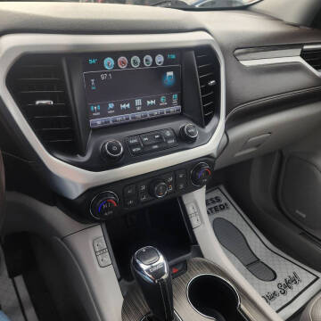 2019 GMC Acadia SLT-1