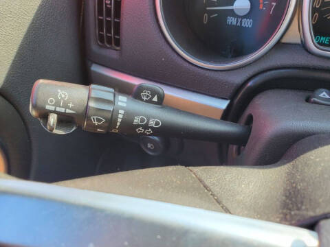 2004 Chevrolet SSR LS