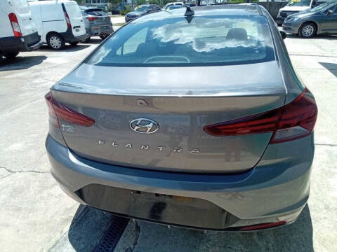 2020 Hyundai Elantra