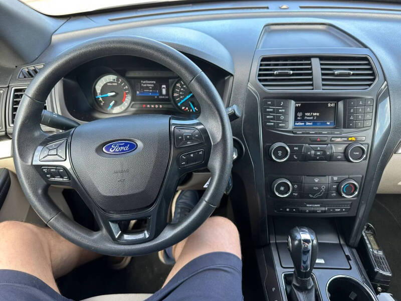 2018 Ford Explorer
