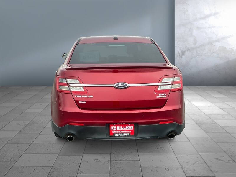 2015 Ford Taurus SEL