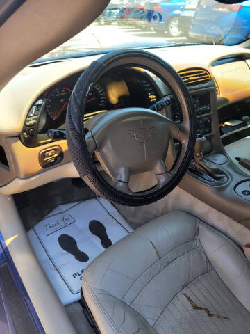 2004 Chevrolet Corvette