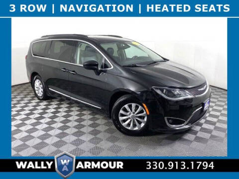 2017 Chrysler Pacifica for sale at Wally Armour Chrysler Dodge Jeep Ram in Alliance OH