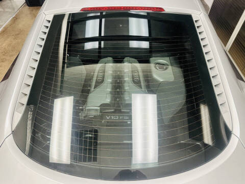 2010 Audi R8 5.2 quattro