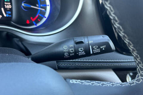 2024 Chrysler Pacifica Plug-In Hybrid Select