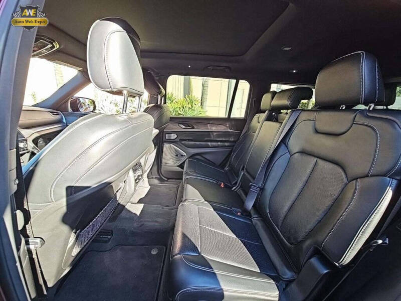 2022 Jeep Grand Cherokee L Overland