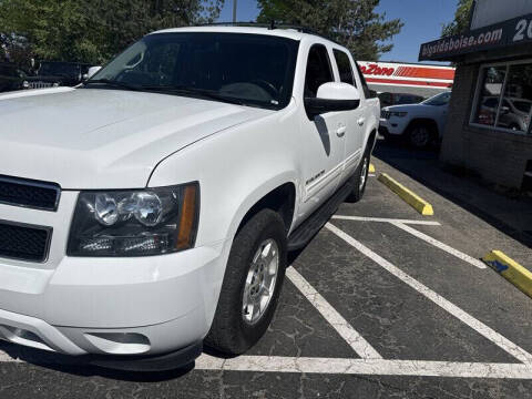 2012 Chevrolet Avalanche LS