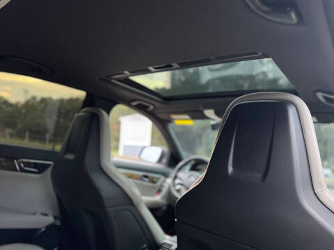 2009 Mercedes-Benz C-Class C 63 AMG