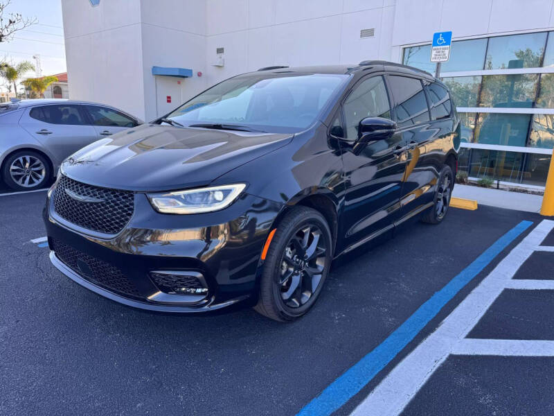 2021 Chrysler Pacifica Touring L