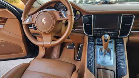 2012 Porsche Panamera Turbo