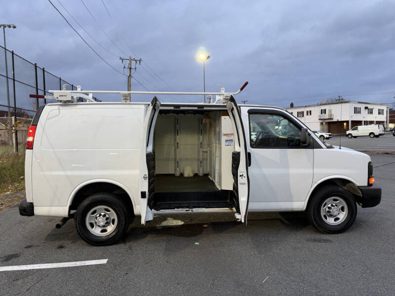 2016 Chevrolet Express 2500