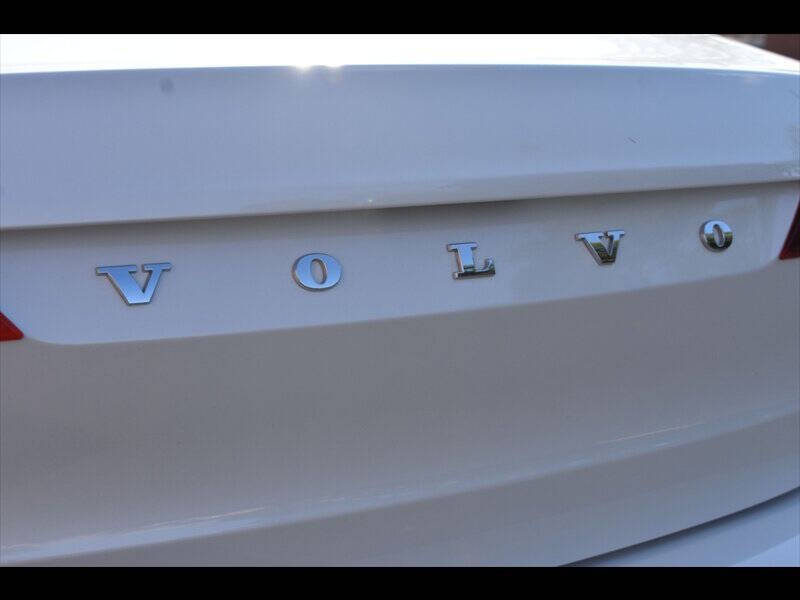 2017 Volvo S90 T5 Momentum