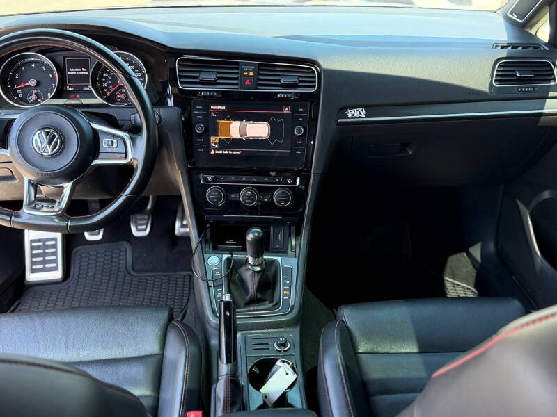 2019 Volkswagen Golf GTI Autobahn
