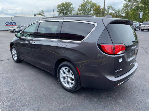 2018 Chrysler Pacifica Touring Plus