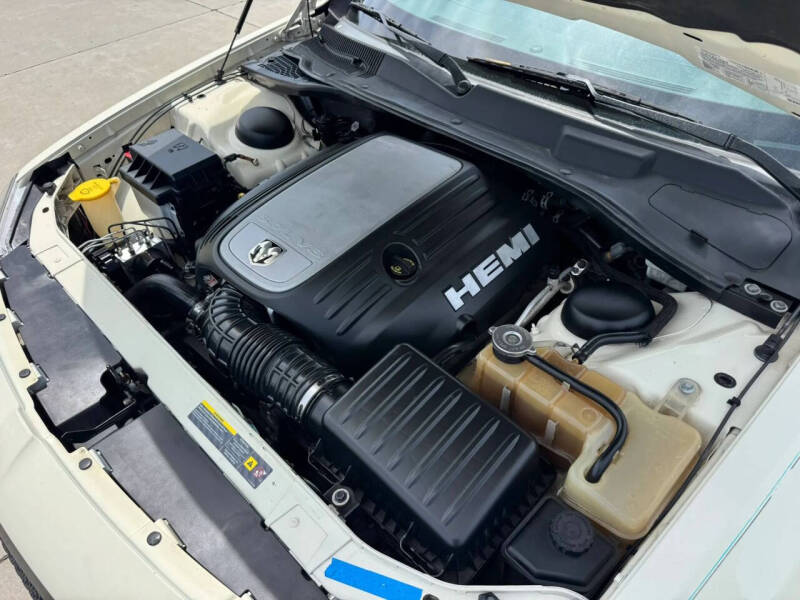 2005 Dodge Magnum RT