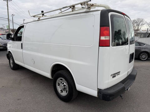 2012 Chevrolet Express 2500