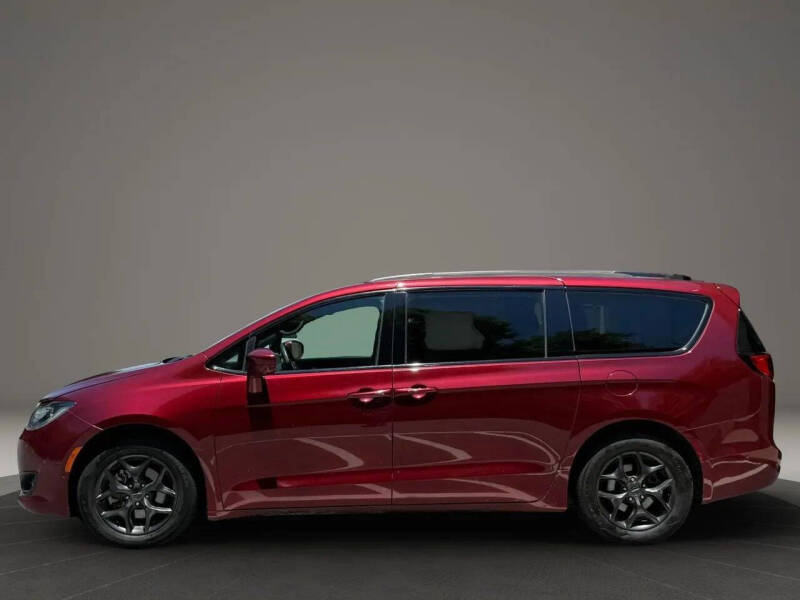 2018 Chrysler Pacifica Touring L Plus