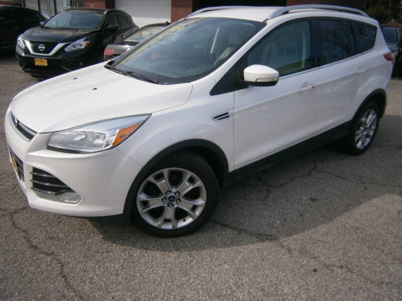 2014 Ford Escape Titanium's photo