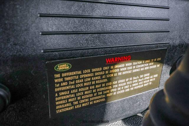 2000 Land Rover Defender