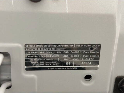 2022 Nissan Versa SR