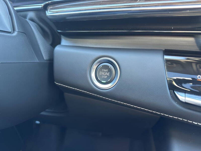 2024 Cadillac Escalade ESV Premium Luxury Platinum