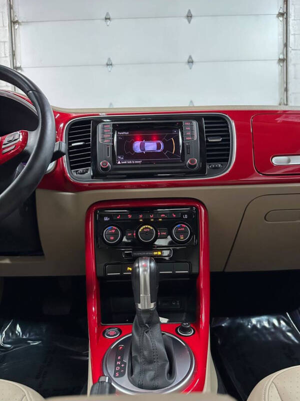 2019 Volkswagen Beetle 2.0T SE