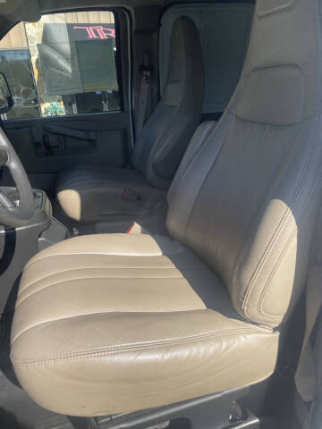 2019 Chevrolet Express 2500