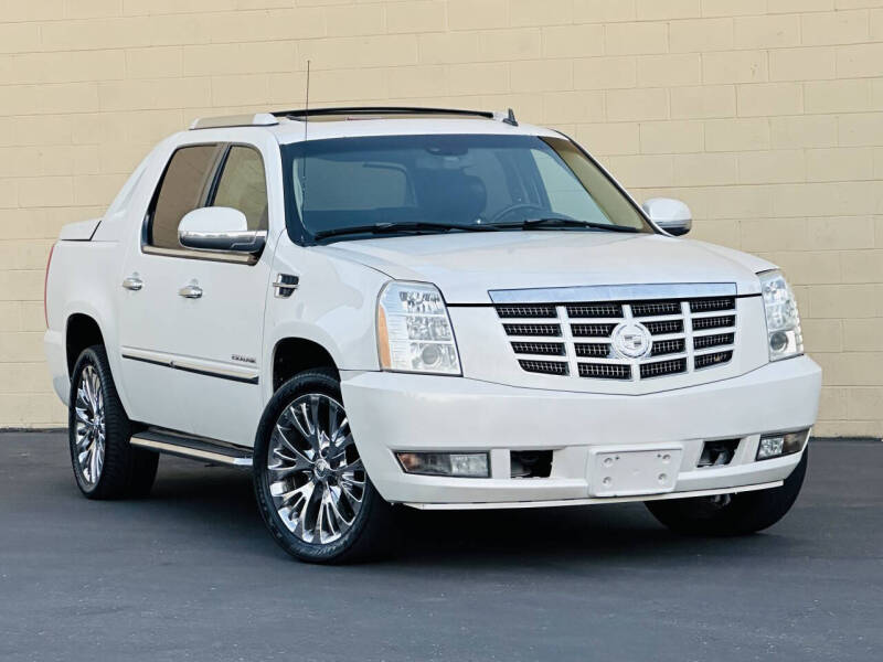 2008 Cadillac Escalade EXT AWD's photo