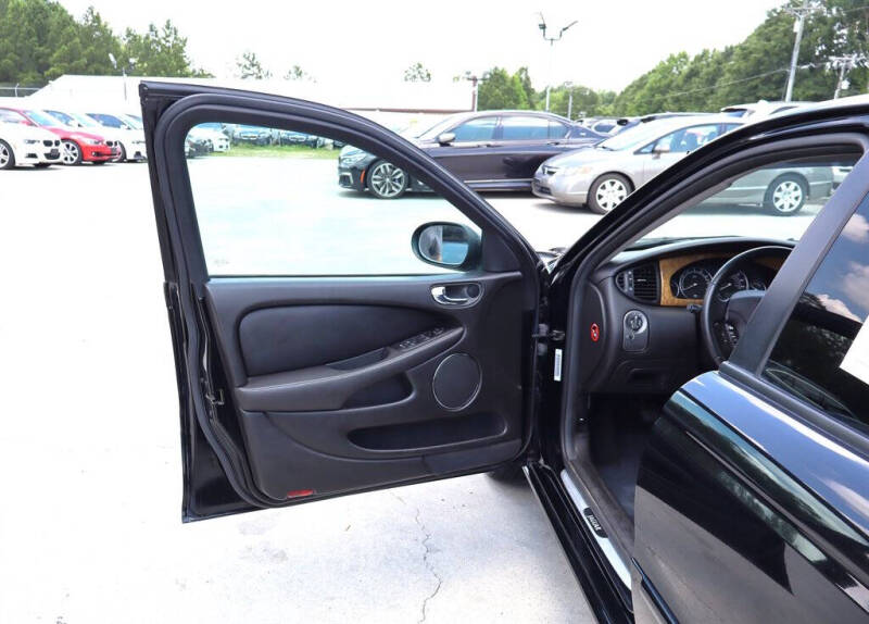 2004 Jaguar X-Type 2.5