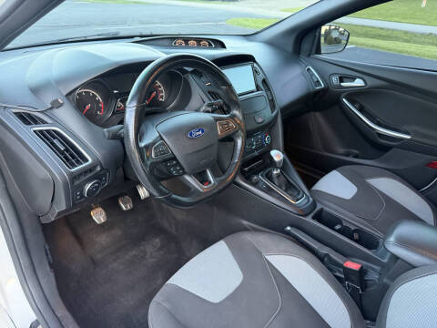2018 Ford Focus ST