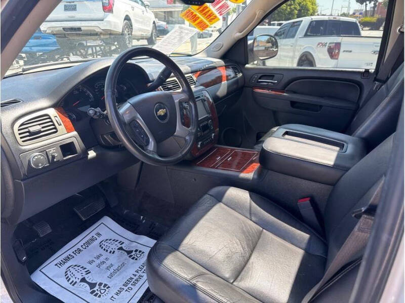 2013 Chevrolet Suburban LTZ