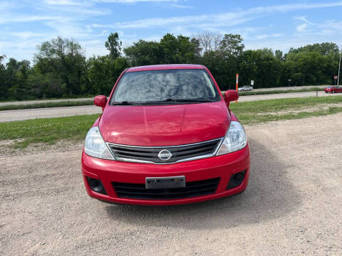 2011 Nissan Versa 1.8 S