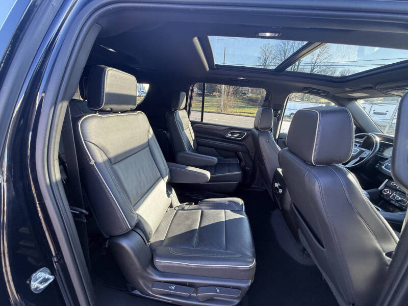 2022 GMC Yukon XL SLT