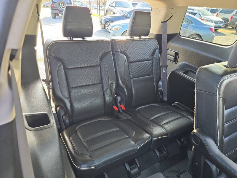 2017 GMC Acadia Denali