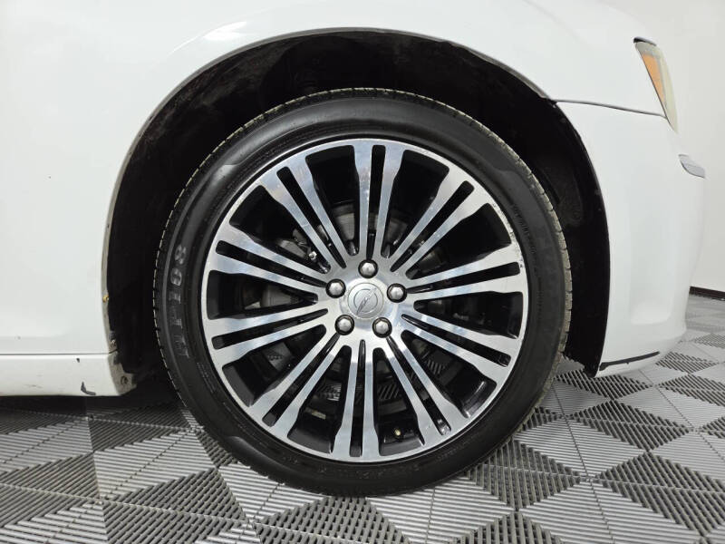 2014 Chrysler 300 S