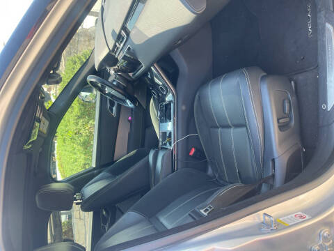 2019 Land Rover Range Rover Velar P250 R-Dynamic SE