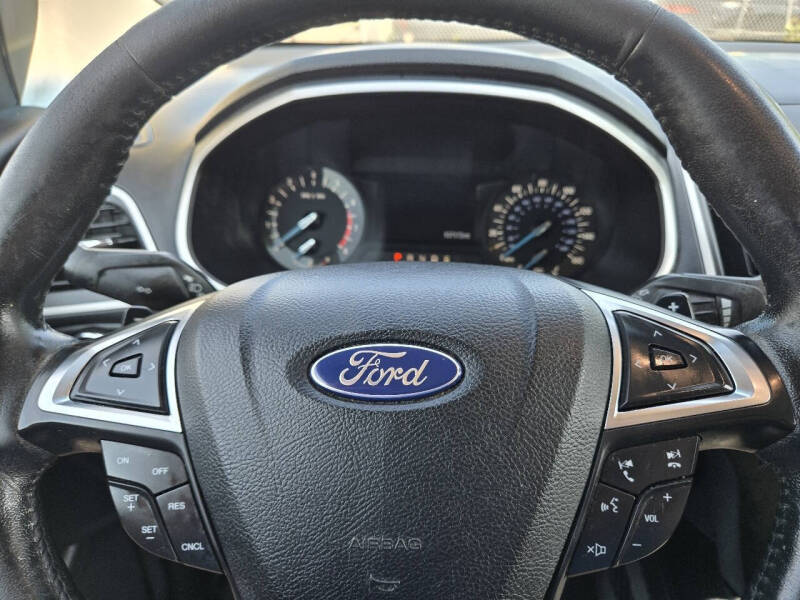 2017 Ford Edge SEL