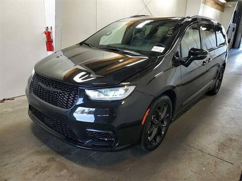 2022 Chrysler Pacifica for sale at Hickory Used Car Superstore in Hickory NC
