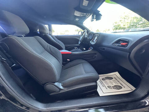 2016 Dodge Challenger SXT