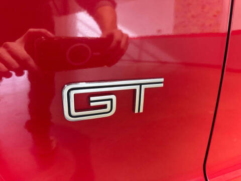 2005 Ford Mustang GT Premium