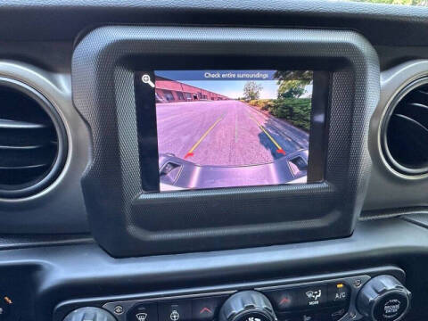 2022 Jeep Gladiator Willys