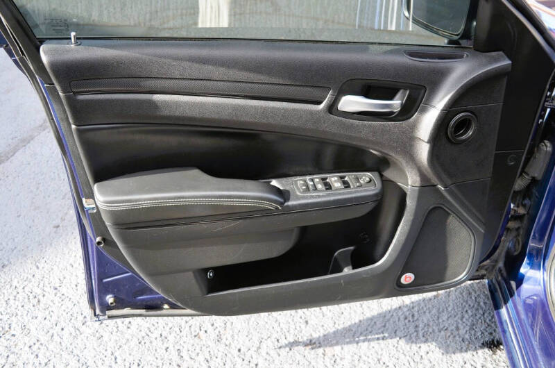 2016 Chrysler 300 S Alloy Edition