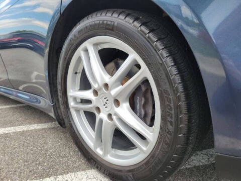 2011 Porsche Panamera 4