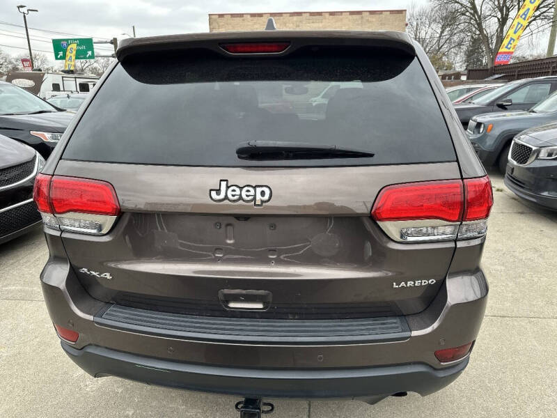 2017 Jeep Grand Cherokee Laredo