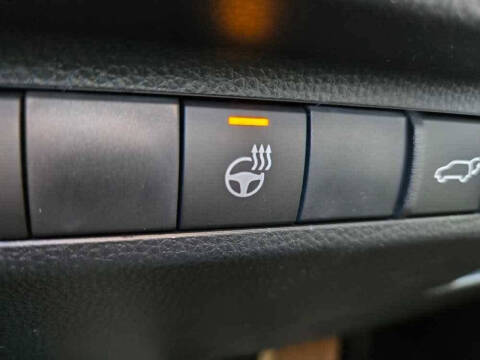 2025 Toyota RAV4 Plug-in Hybrid SE