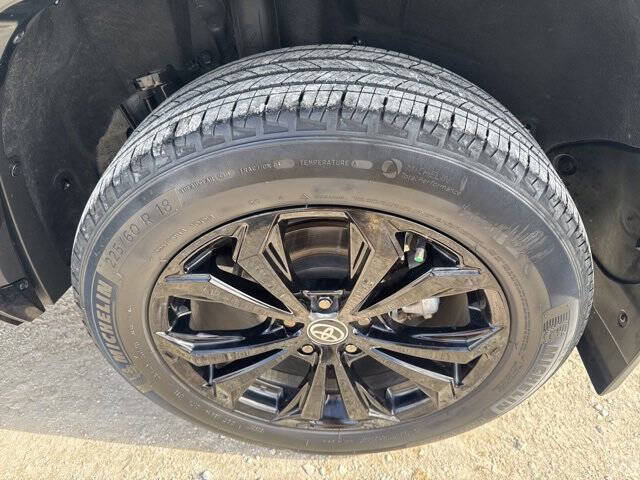 2023 Toyota RAV4 Hybrid SE