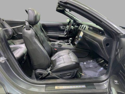 2022 Ford Mustang EcoBoost Premium