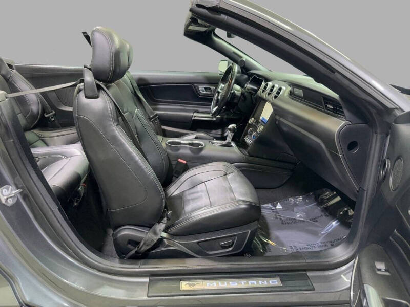 2022 Ford Mustang EcoBoost Premium