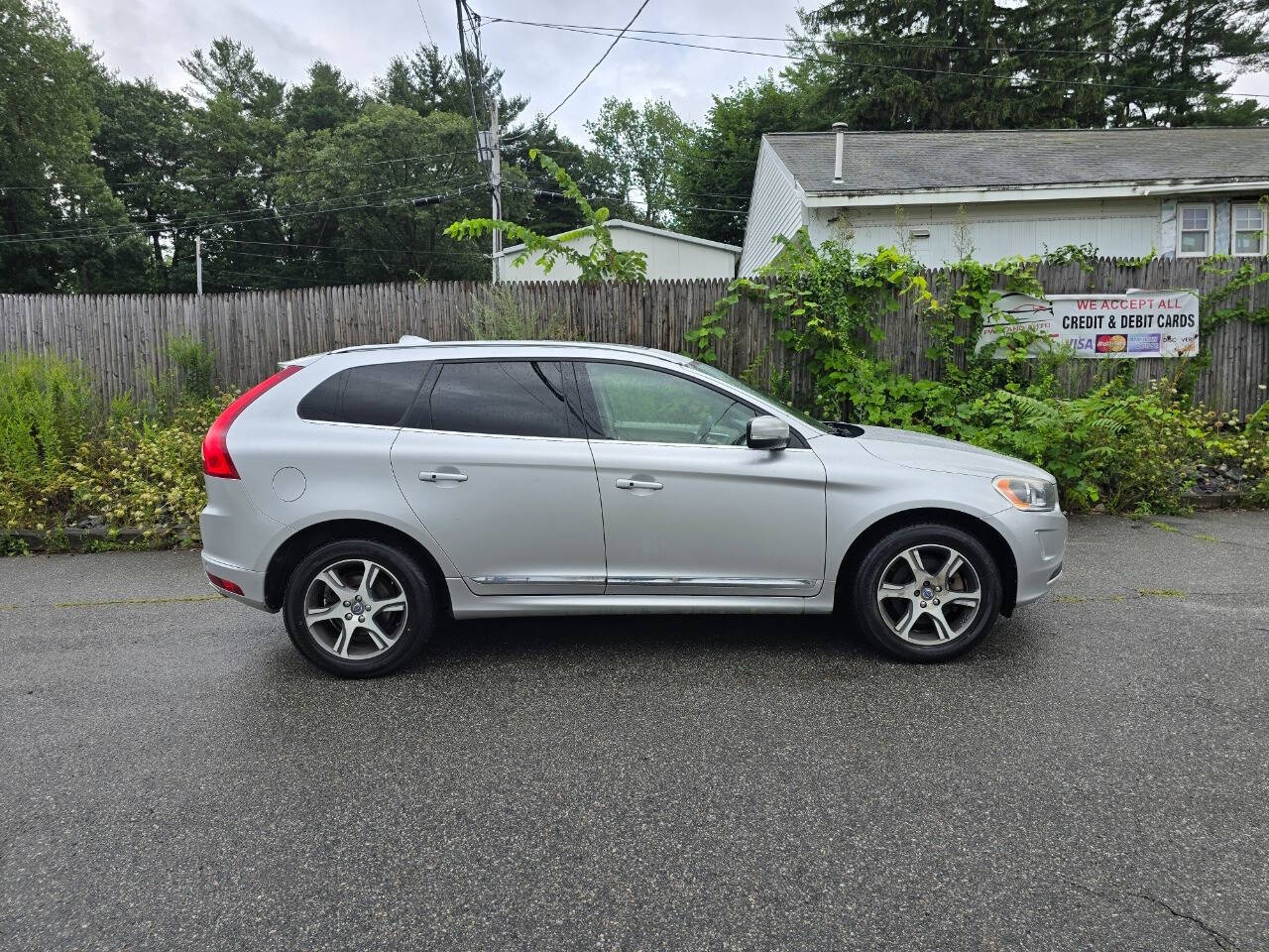 2015 Volvo XC60 for sale at PAKLAND AUTO SALES in Auburn, MA