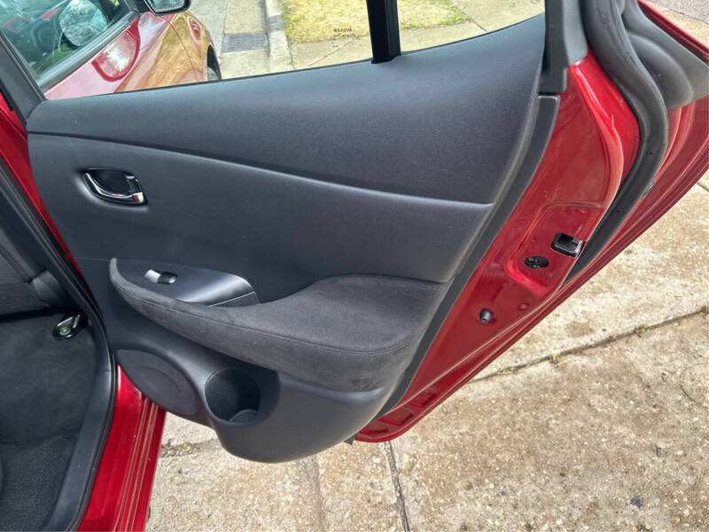 2015 Nissan LEAF